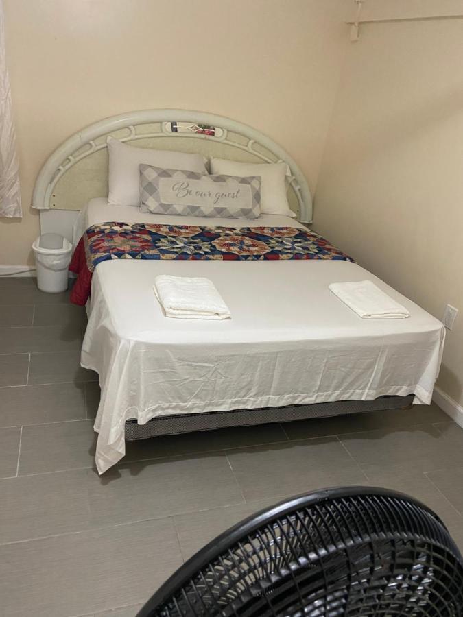 A Delightful Room In Queens New York Extérieur photo