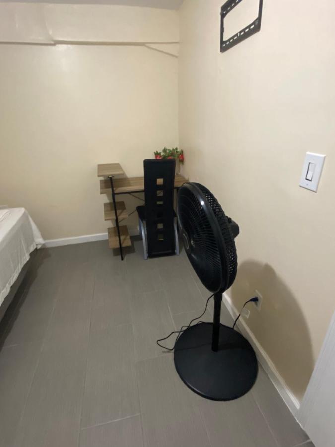 A Delightful Room In Queens New York Extérieur photo